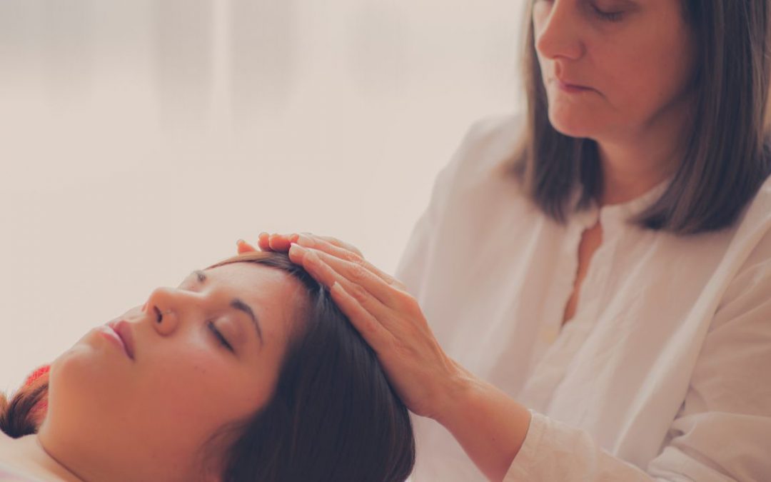 Cómo realizar una sesión de Reiki paso a paso